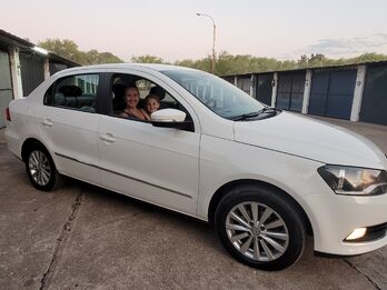 Vendo Voyage Highline caja 6ta IMPECABLE