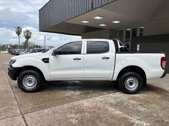 FORD RANGER 2.2 4x4 XL CB. Recibo vehículos de menor y mayor valor.