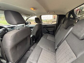 FORD RANGER 2.2 4x4 XL CB. Recibo vehículos de menor y mayor valor.