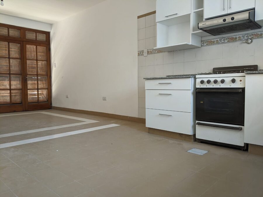 Espaciosa casa en calle bravard cerca del thompson