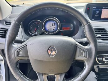 Megane 3 unica dueña