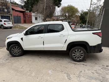 Fiat strada  Freedom 2022
