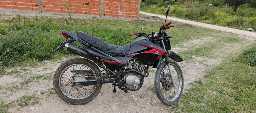 Motomel Skua 150