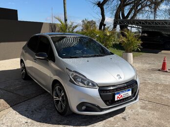 PEUGEOT  208 GT 1.6 THP 2020. Recibo Vehículo menor y mayor valor.