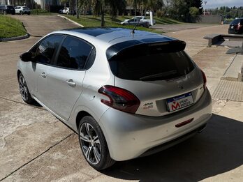 PEUGEOT  208 GT 1.6 THP 2020. Recibo Vehículo menor y mayor valor.
