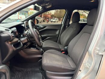 Cronos Drive 1.3 Pack Plus CVT 2024