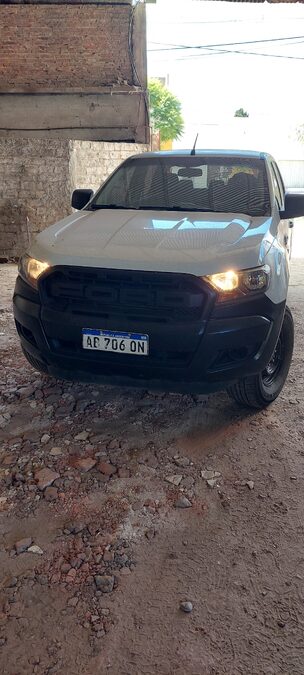 Vendo camioneta ford ranger