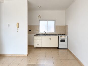ALQUILER DEPTO 1 DORMITORIO CON TERRAZA BUENOS AIRES Y GARAY