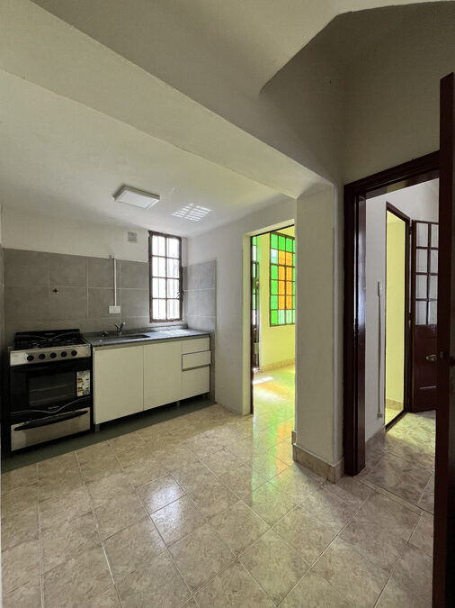 RAMIREZ BIENES RAICES | ALQUILA CASA 2 DORM | Peru y Diamante |