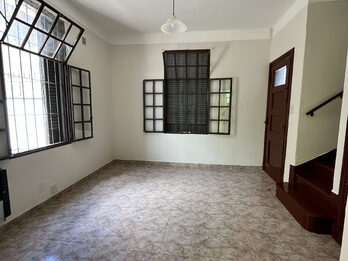 RAMIREZ BIENES RAICES | ALQUILA CASA 2 DORM | Peru y Diamante |