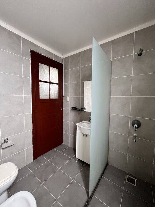 RAMIREZ BIENES RAICES | ALQUILA CASA 2 DORM | Peru y Diamante |