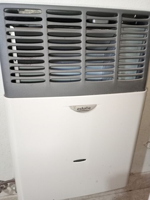 Calefactor Eskabe de 3000, sin salida.
