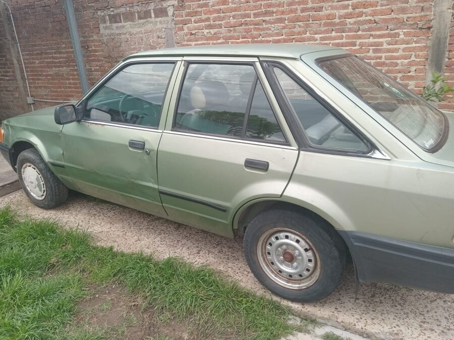 Ford Escort GL Mod 88