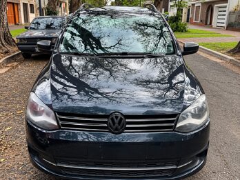 VOLKSWAGEN SURAN 1.6 COMFORTLINE MANUAL - AÑO 2.015