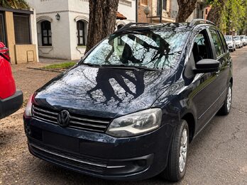 VOLKSWAGEN SURAN 1.6 COMFORTLINE MANUAL - AÑO 2.015