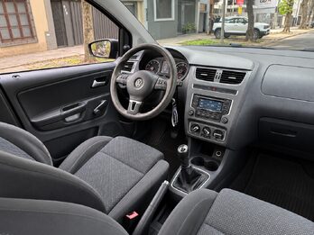 VOLKSWAGEN SURAN 1.6 COMFORTLINE MANUAL - AÑO 2.015