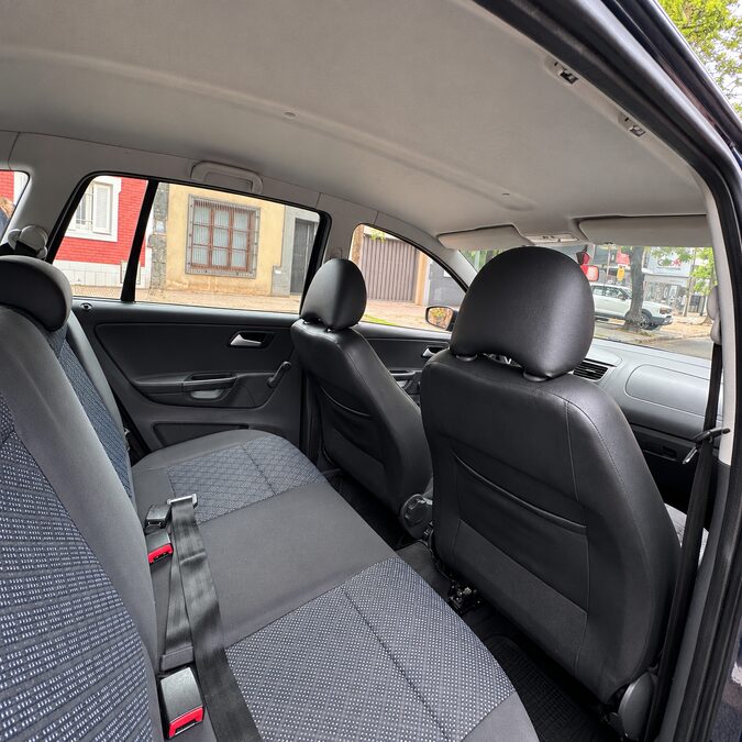 VOLKSWAGEN SURAN 1.6 COMFORTLINE MANUAL - AÑO 2.015