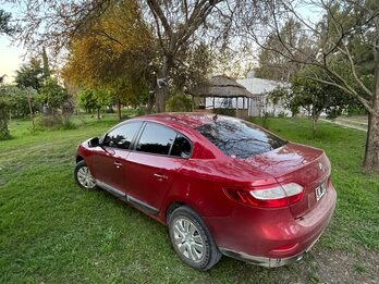 VENDO RENAUL FLUENCE 1.6 CONFORT 2012