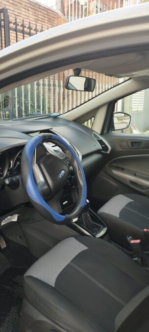 Vendo camioneta Ford Eco Sport Modelo 2017.