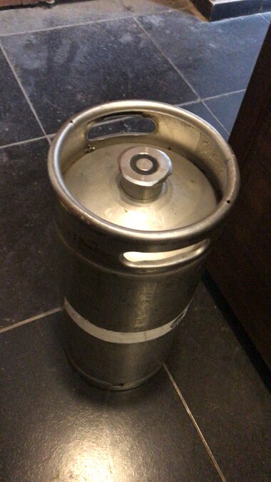 Vendo chopera freezer/heladera con 4 canillas
