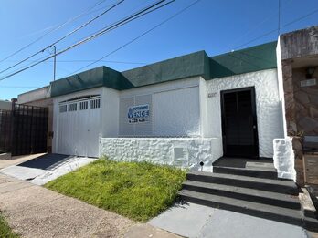 VENDO CASA 3 DORMITORIOS APTA CREDITO - ZONA EX HIPODROMO
