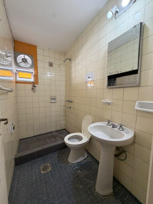 VENDO CASA 3 DORMITORIOS APTA CREDITO - ZONA EX HIPODROMO