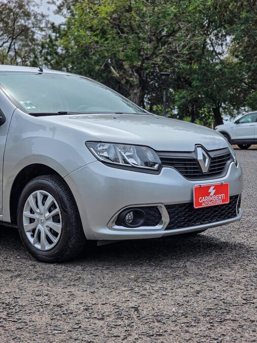 Renault Sandero 2015