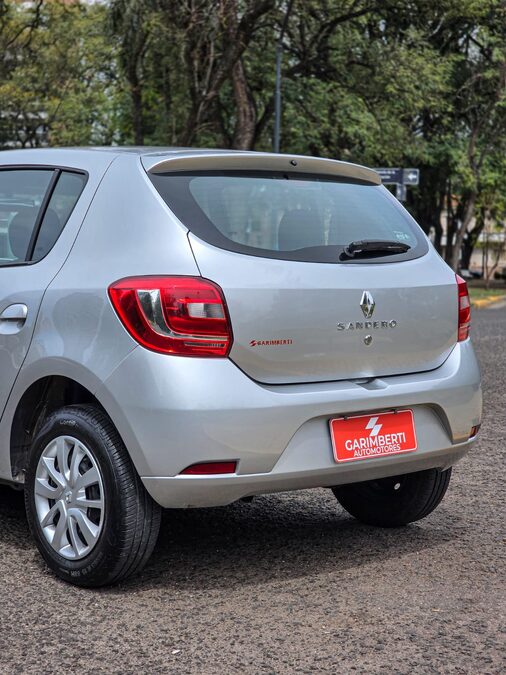 Renault Sandero 2015