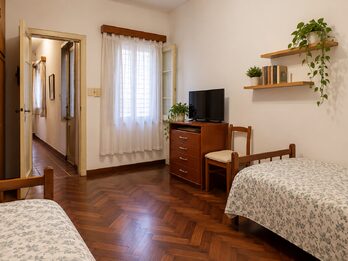 CASA / 4 AMBIENTES / APTA CRÉDITO / ZONA PARQUE /  105 M² CUBIERTOS