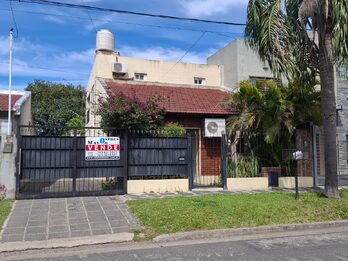 CASA + DEPTO + ESPACIO DE TRABAJO