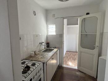 ALQUILO 3 OFICINAS EN MICROCENTRO SIN EXPENSAS