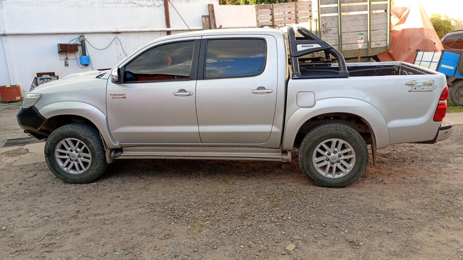 Toyota Hilux SRV 4x4 2012 cuero a/t