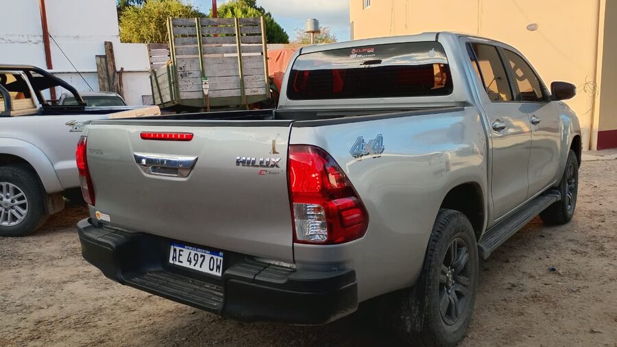 Toyota Hilux SR 4x4 2021