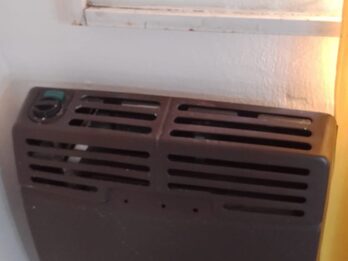 VENDO CASA DE 1 D. PARACAO, TODOS LOS SERVICIOS (PARA INVERSIÓN)