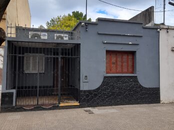 Vendo casa zona parque