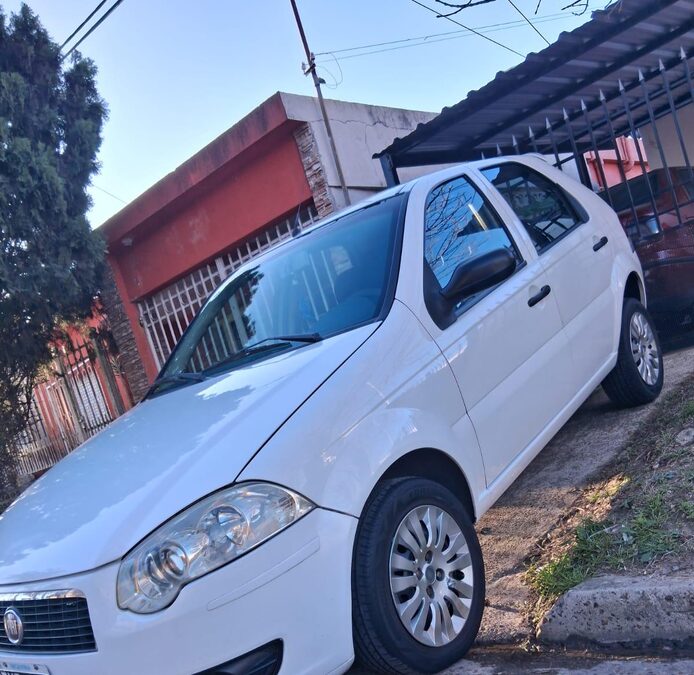Palio Fiat Elx 2010