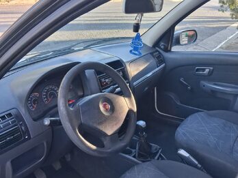 Palio Fiat Elx 2010