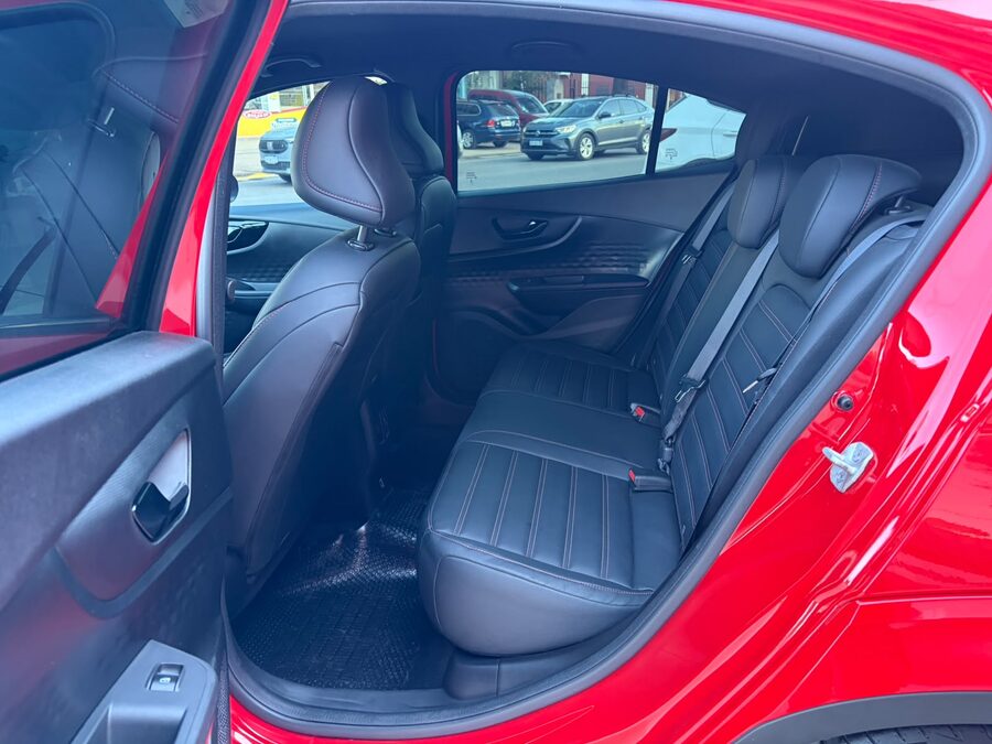 Fiat fastback abarth turbo 270 at6-2026