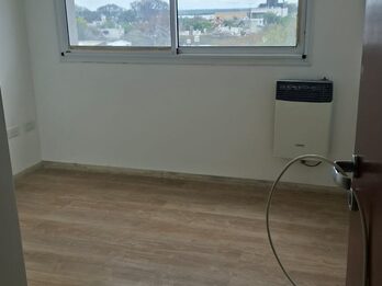 ALQUILO MODERNO DEPARTAMENTO CENTRICO