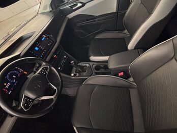 TAOS 1.4 250 TSI COMFORTLINE TIPTRONIC L/24 - AÑO 2024 - 72.657KM