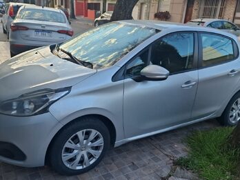 PEUGEOT 208 ACTIVE
