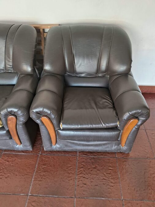 Juego de sillones para restaurar