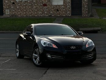 Hyundai Génesis 2.0T 2011