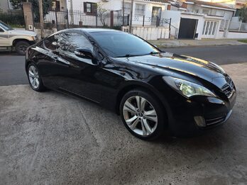 Hyundai Génesis 2.0T 2011