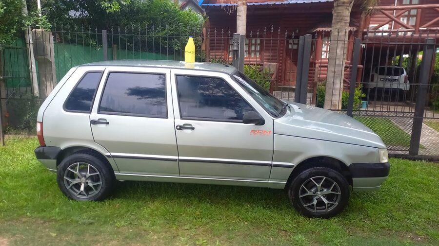 VENDO FIAT UNO FIRE 1.3
