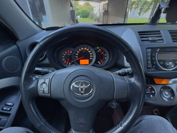 Toyota Rav4 4x2 2012 200.000km