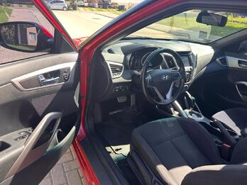 Hyundai Veloster 2016