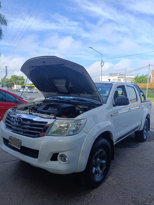Toyota Hilux 2013 4x4