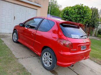 Peugeot 206