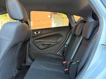 Ford Fiesta SE 2016